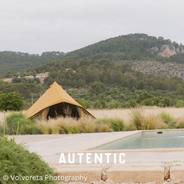 World of Tents - World-of-tents-autentic-indian-bliss-wottex-pro-jack-bell-tent
